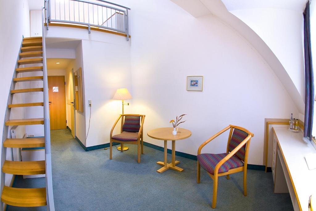 Leine-Hotel Gottingen Room photo